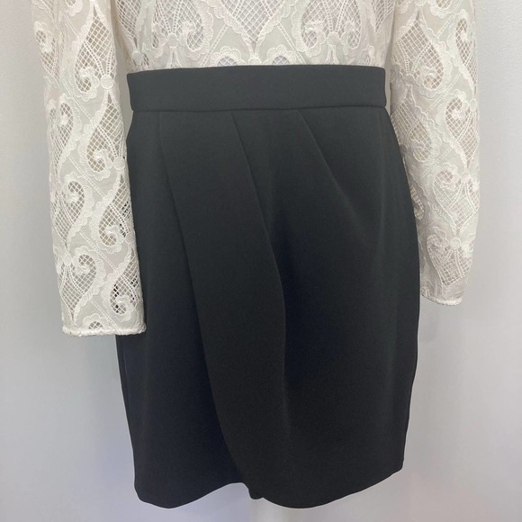 SANDRO PARIS Camelia Crocheted Lace Mini Dress - Picture 3 of 12